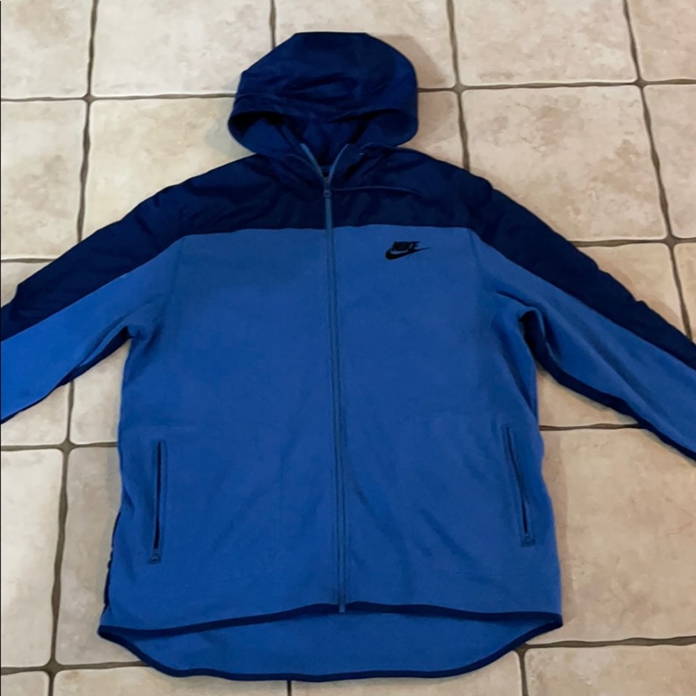 XXL Men’s Nike zip up sweatshirt/jacket. Blue